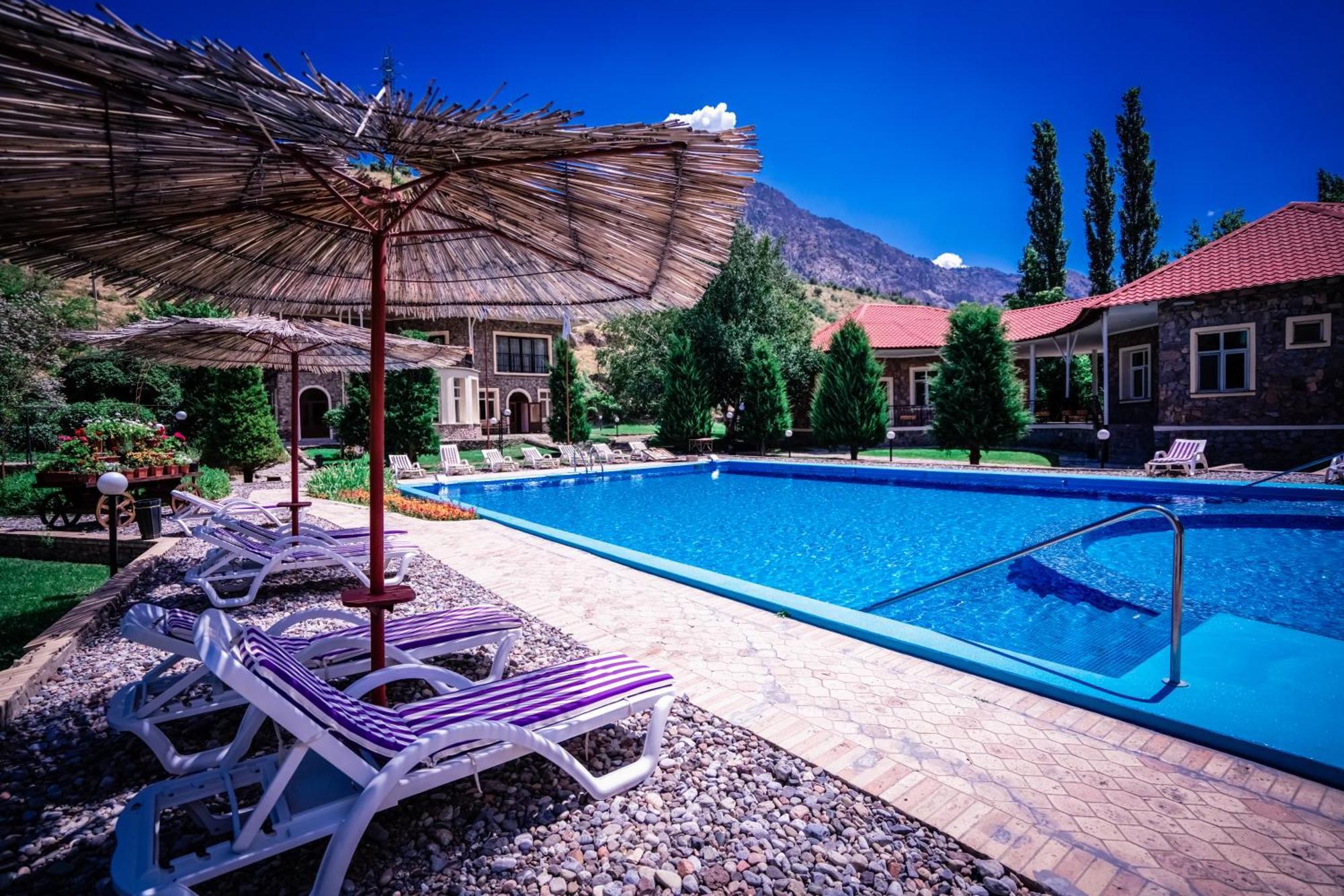 Chatcal Mountains Resort Burchmulla Extérieur photo